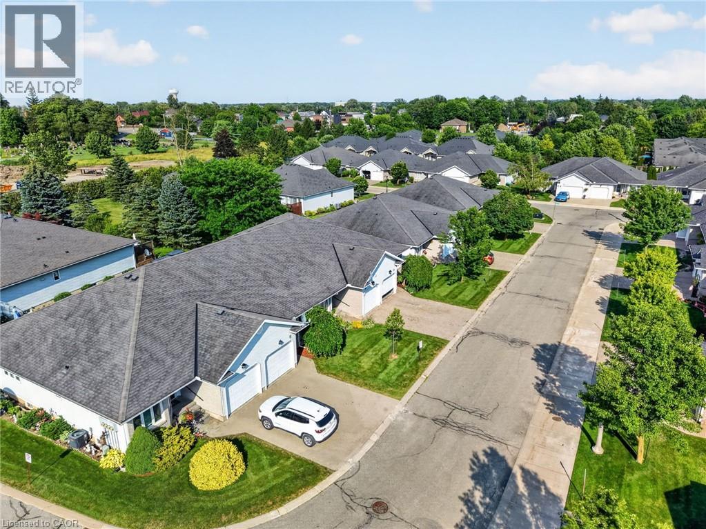 11 GARDEN Drive - Image 37