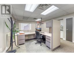 A-upper - 2695 Hamilton Road, Sarnia, ON N0N1C0 Photo 12