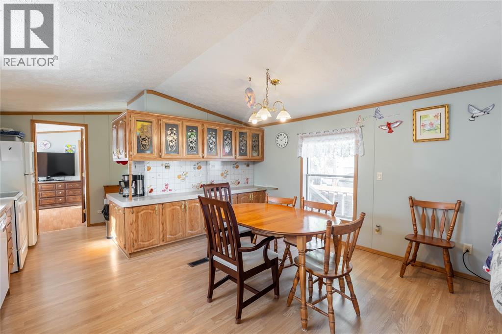 #7 9385 IPPERWASH ROAD - 12