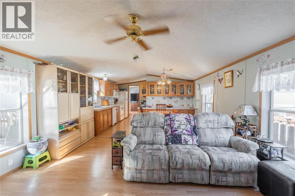 #7 9385 IPPERWASH ROAD - 11