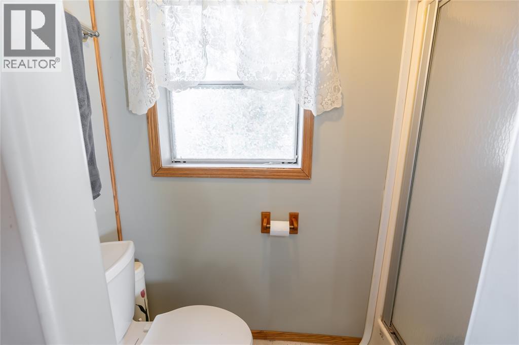 #7 9385 IPPERWASH ROAD - 23