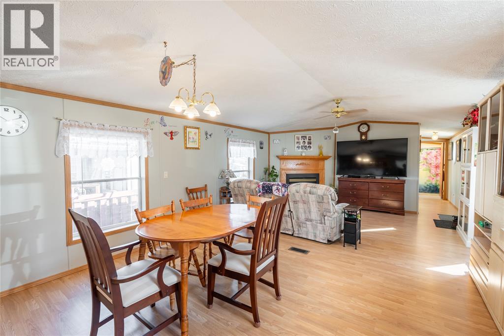 #7 9385 IPPERWASH ROAD - 16