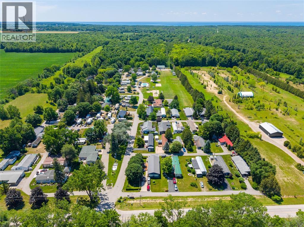 #7 9385 IPPERWASH ROAD - 31