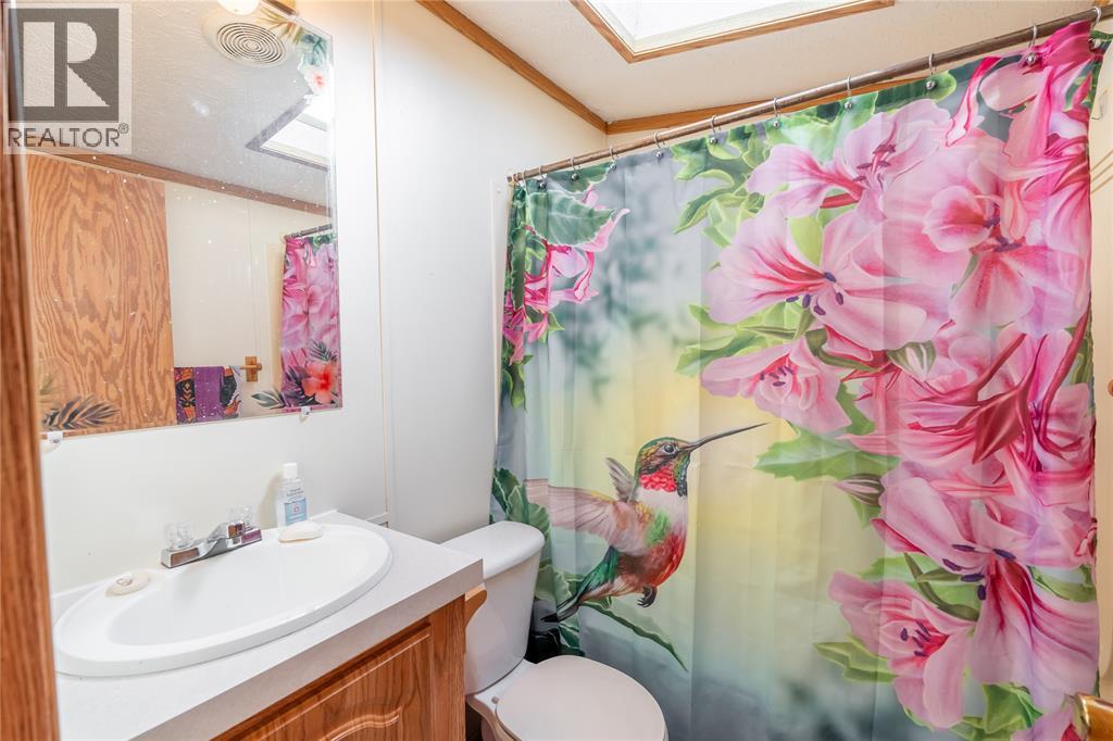 #7 9385 IPPERWASH ROAD - 26