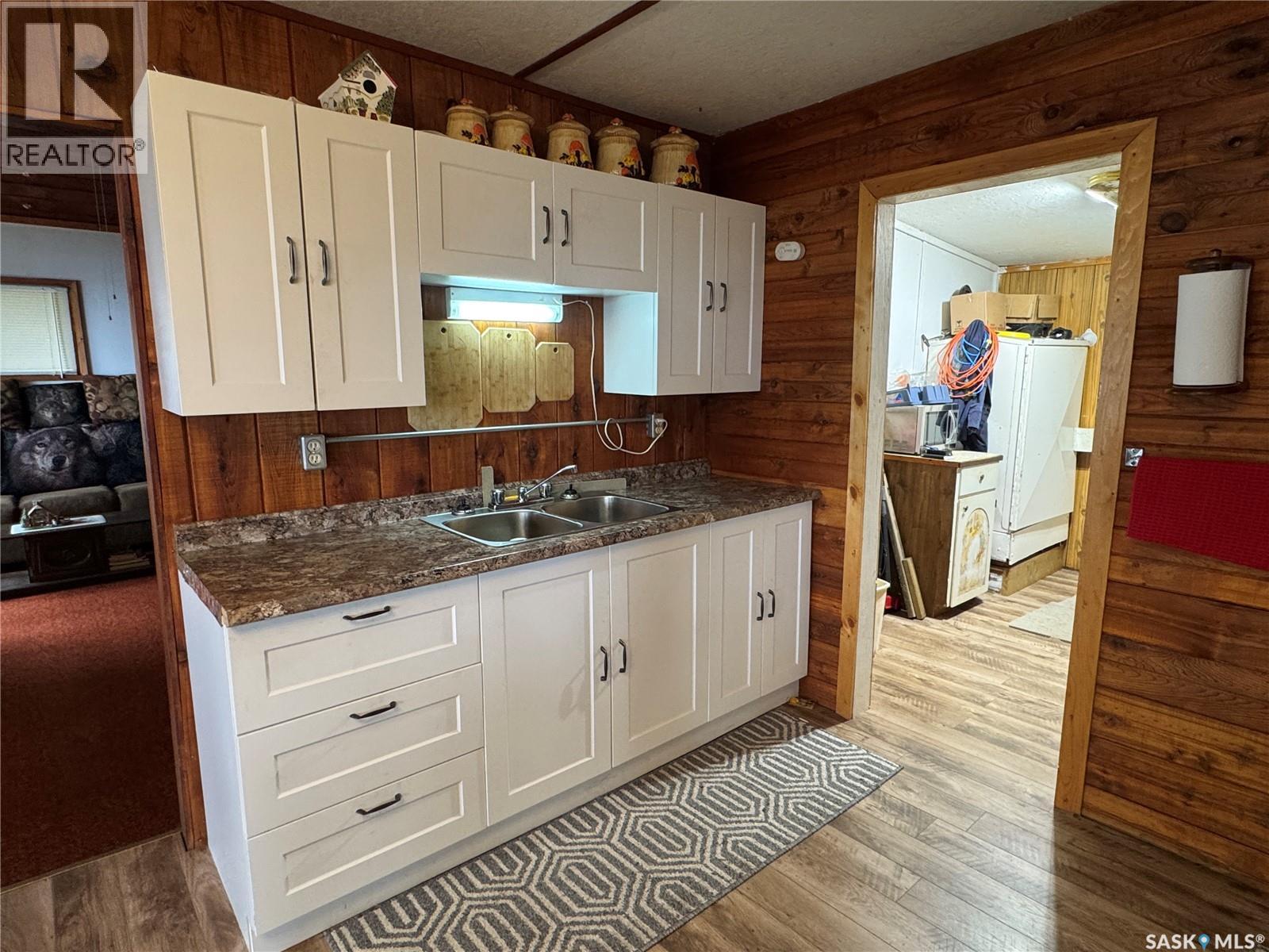 Lac La Ronge Cabin Near Potato Point - 12