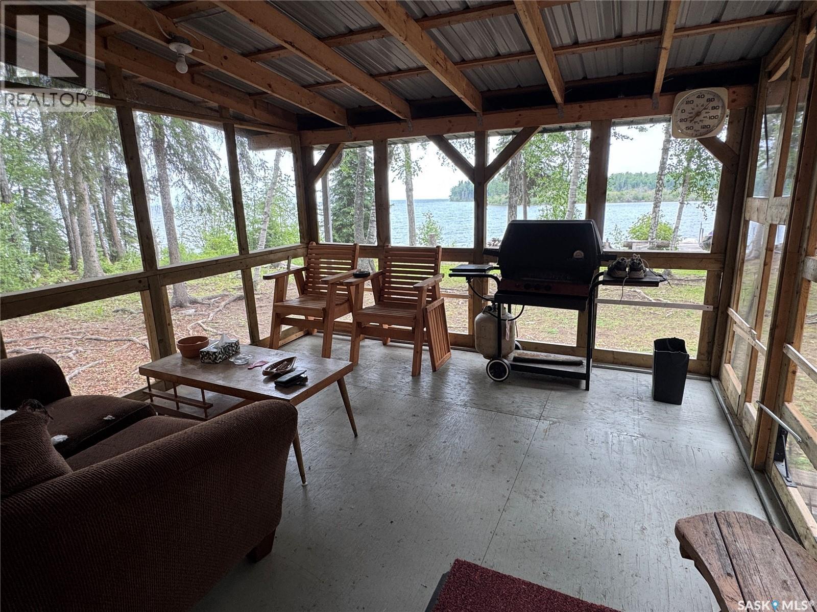 Lac La Ronge Cabin Near Potato Point - 32