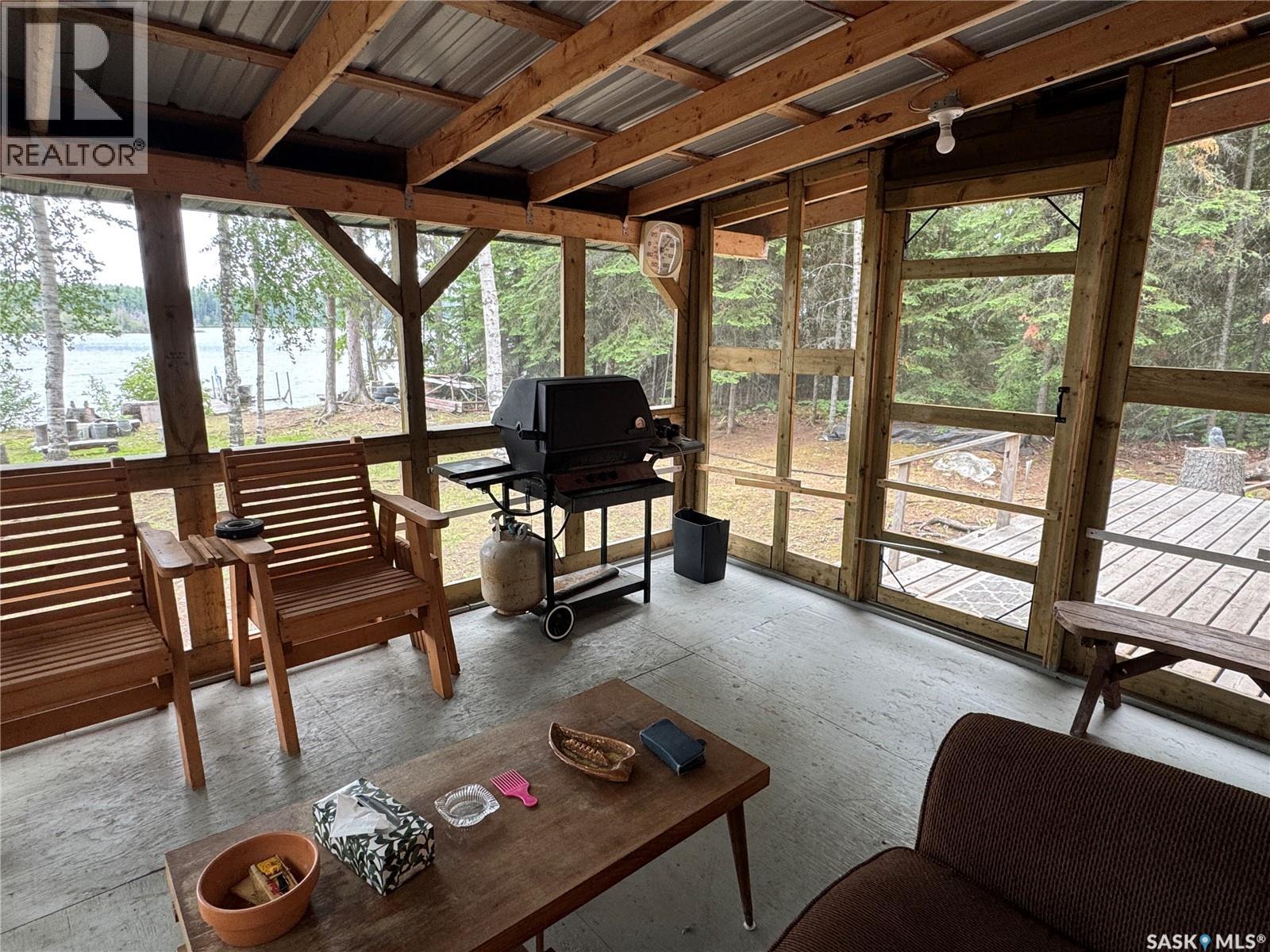 Lac La Ronge Cabin Near Potato Point - 33