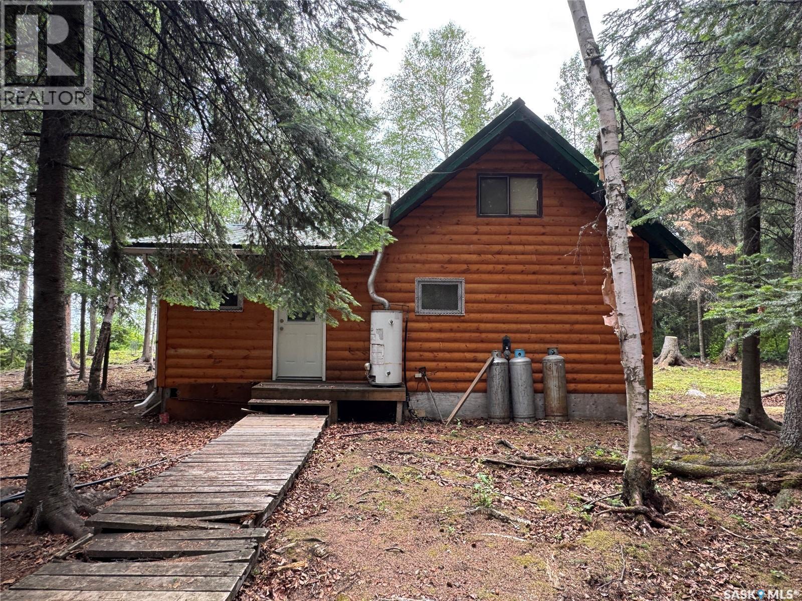 Lac La Ronge Cabin Near Potato Point - 37