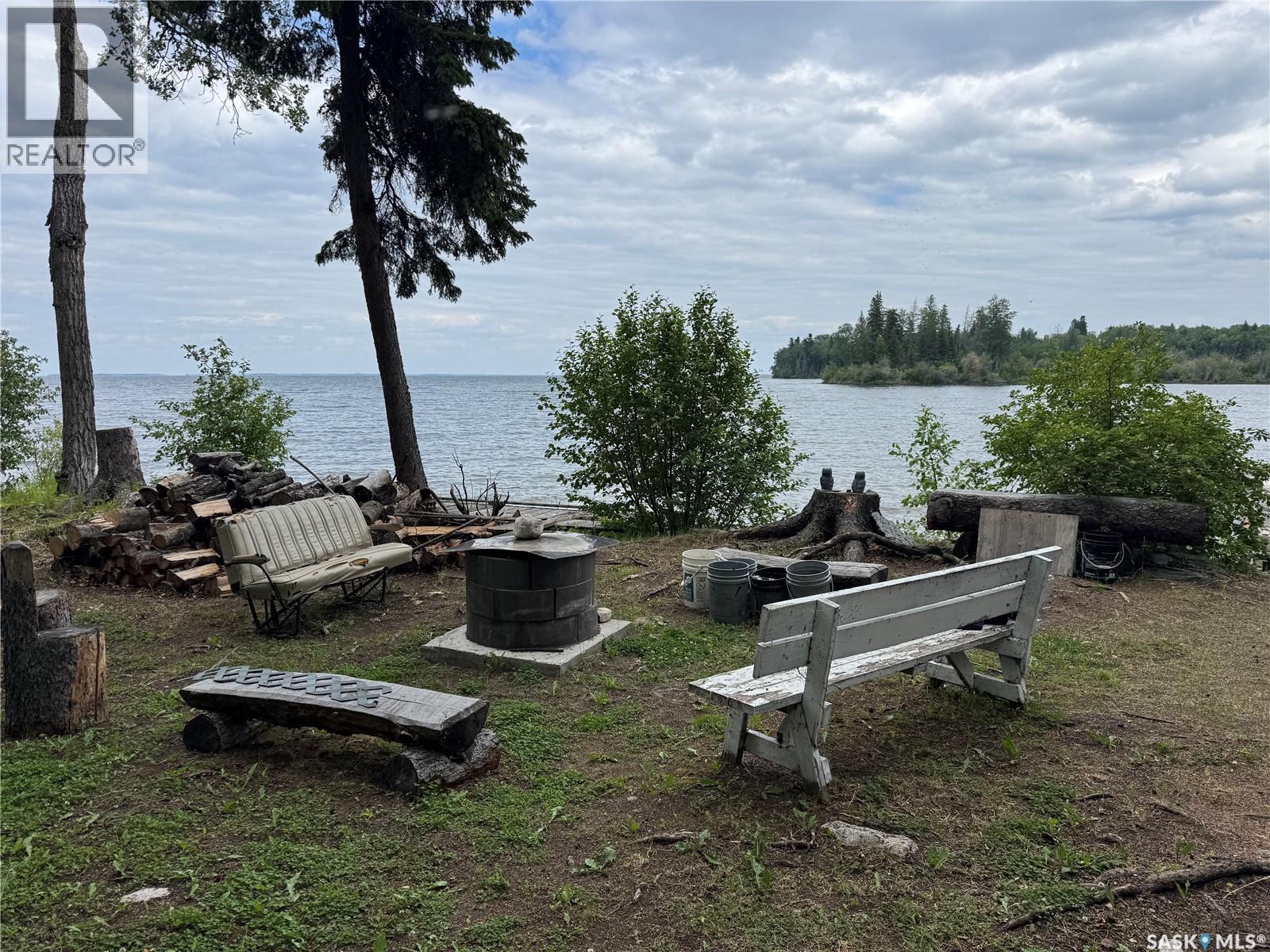 Lac La Ronge Cabin Near Potato Point - 40