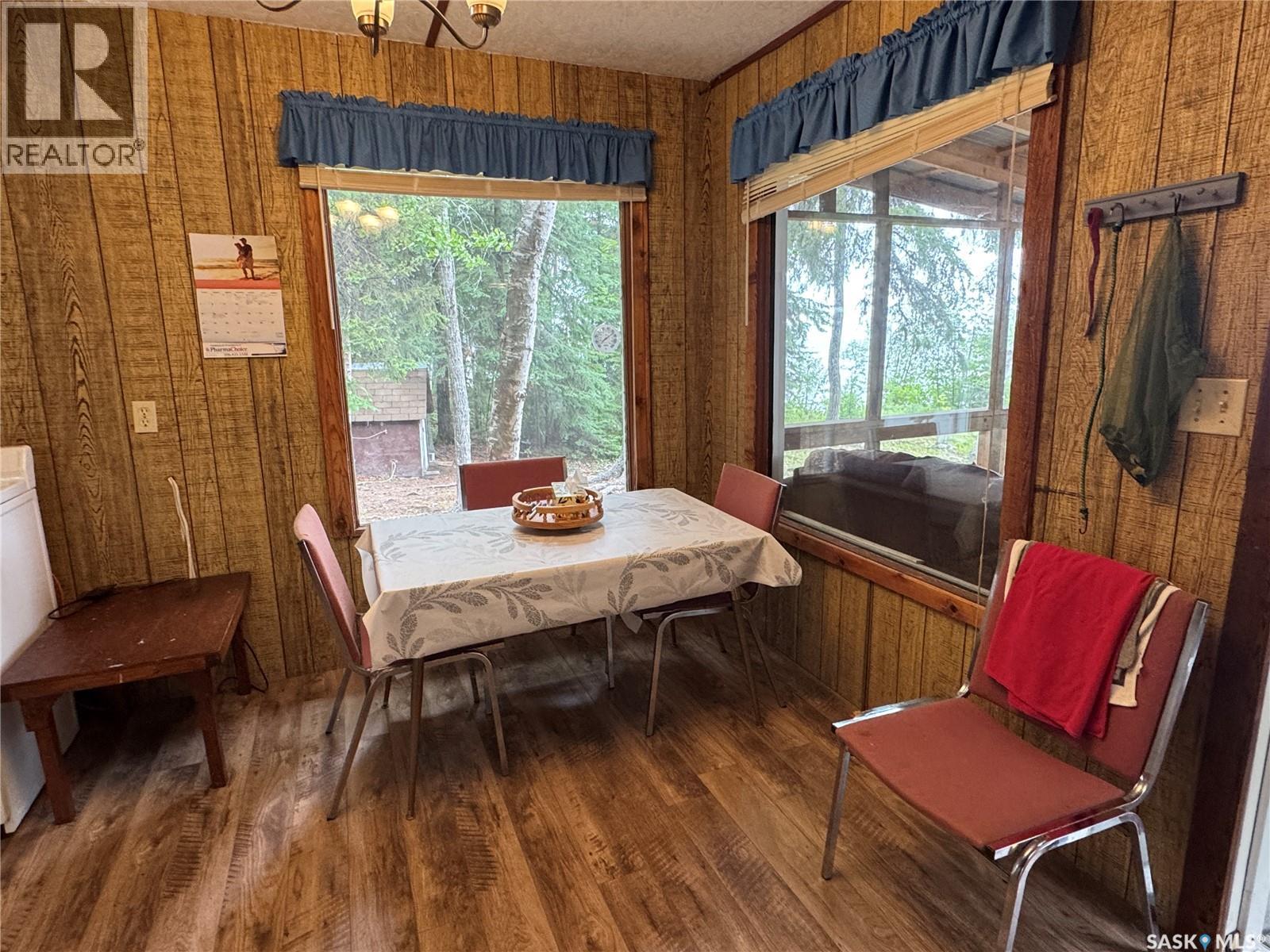 Lac La Ronge Cabin Near Potato Point - 6