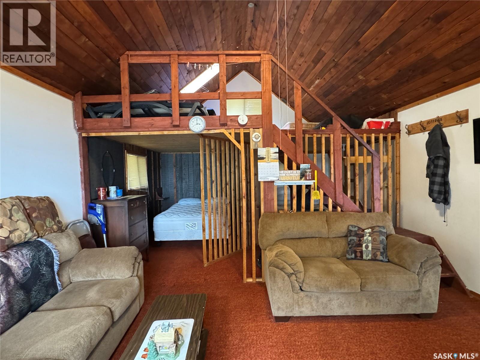 Lac La Ronge Cabin Near Potato Point - 9