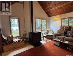 Lac La Ronge Cabin Near Potato Point, Northern Admin District, SK S0J1L0 Photo 16