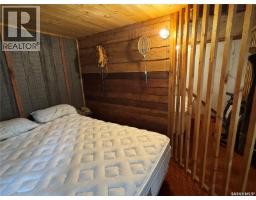 Lac La Ronge Cabin Near Potato Point, Northern Admin District, SK S0J1L0 Photo 24