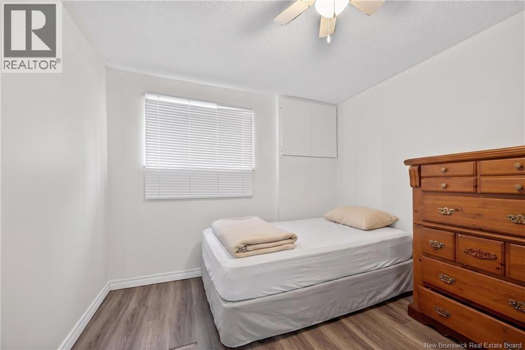 747 Beaverbrook Street - 21