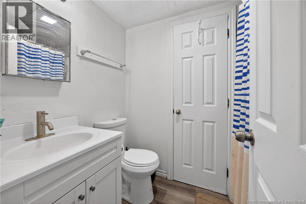 747 Beaverbrook Street - 25
