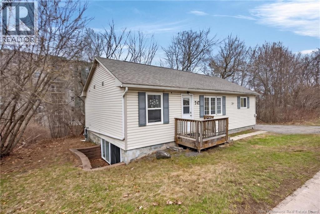747 Beaverbrook Street - Image 27