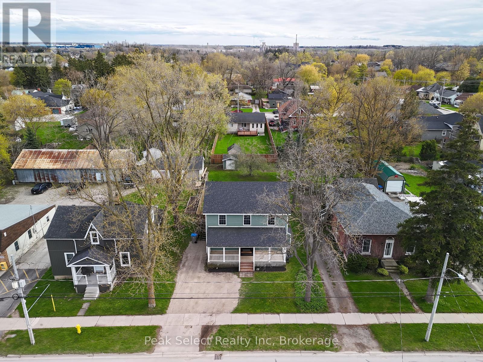 202 QUEEN STREET W - 6