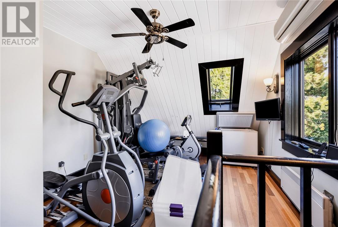 522 Second Avenue S - Image 41
