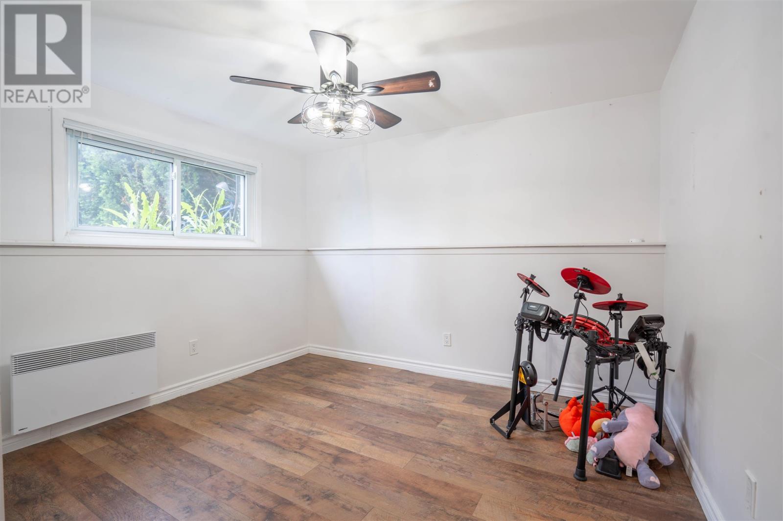 29 Van Daele ST - 26