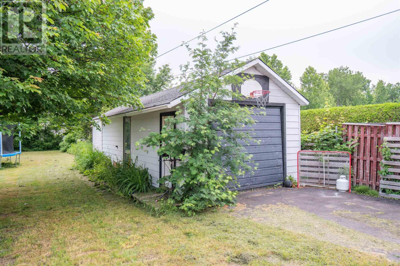 29 Van Daele ST - 3