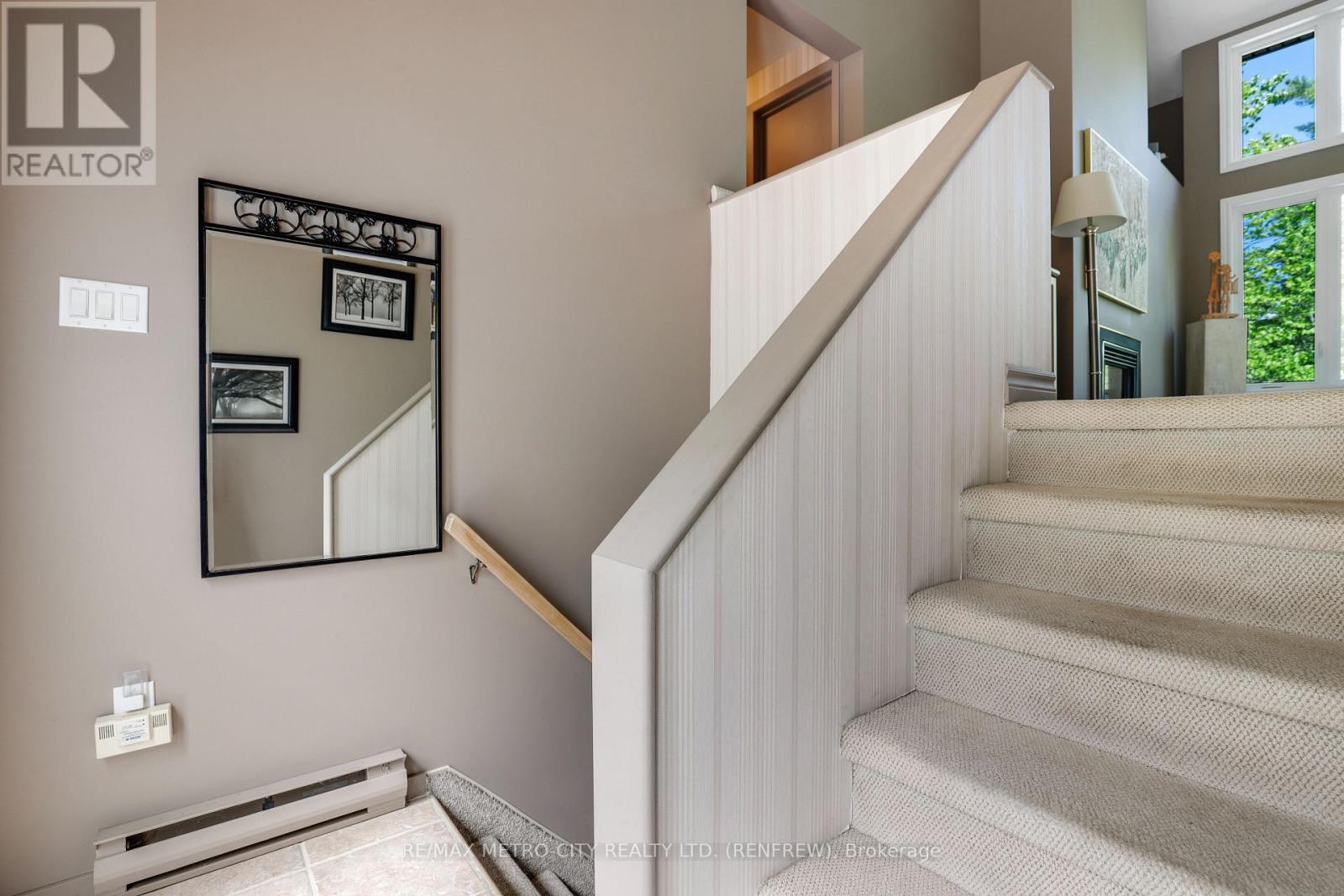 110 ROSEBRUGH ROAD - 11
