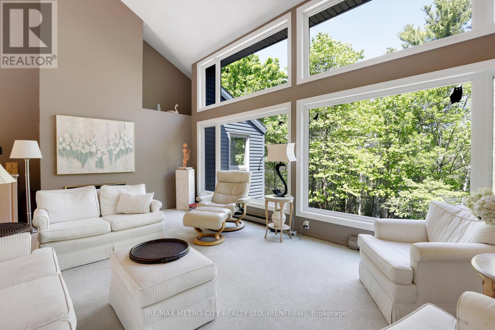 110 ROSEBRUGH ROAD - 14