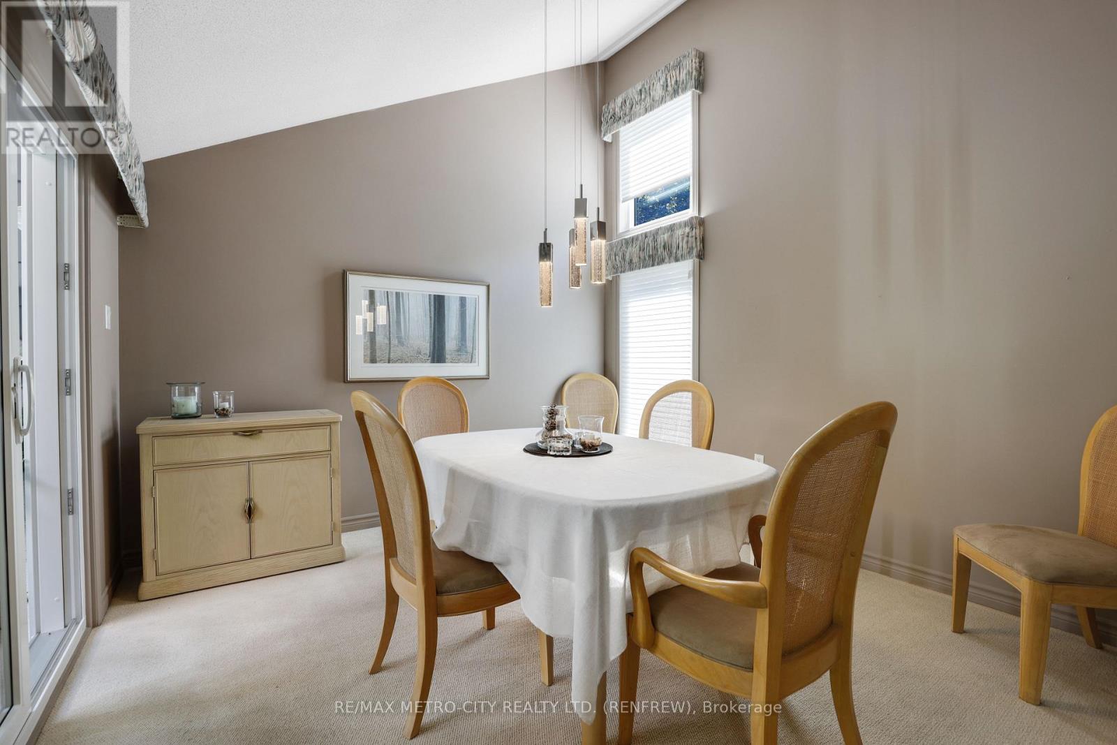 110 ROSEBRUGH ROAD - 20