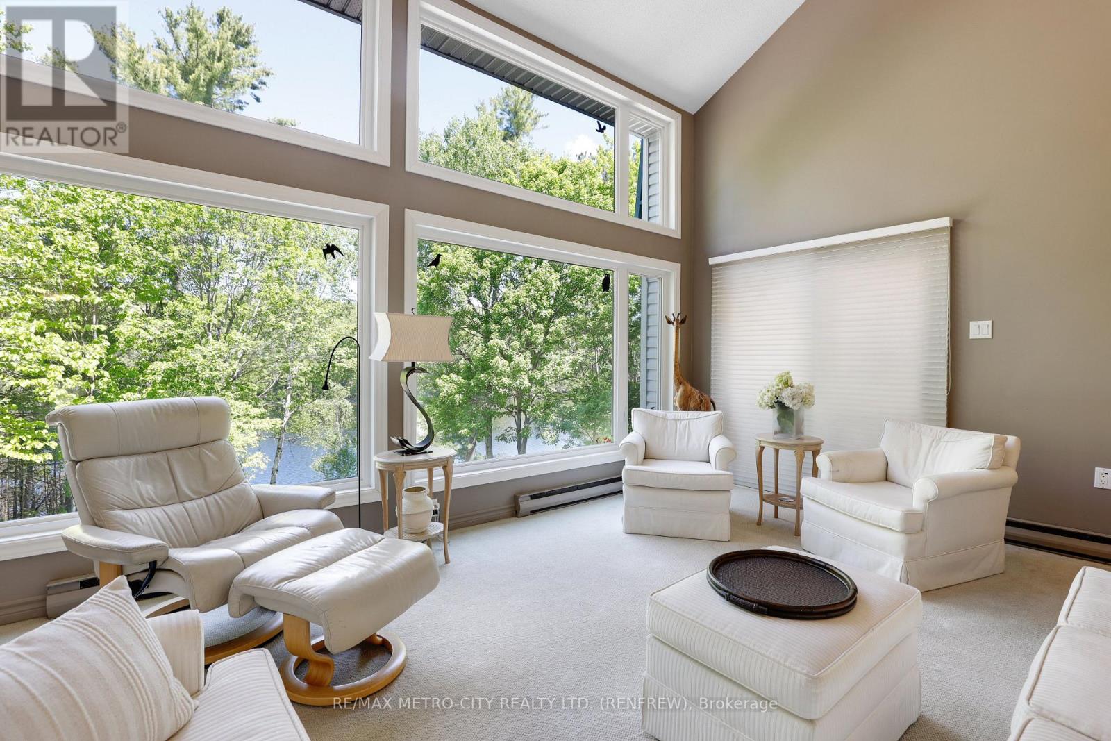 110 ROSEBRUGH ROAD - 12