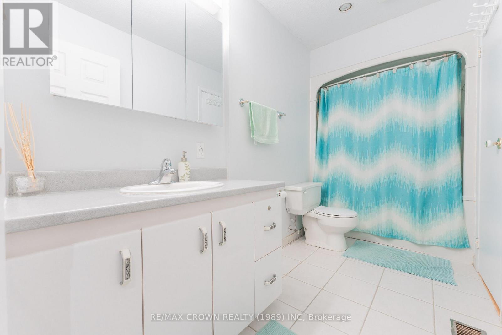11 KENT PLACE - Image 22