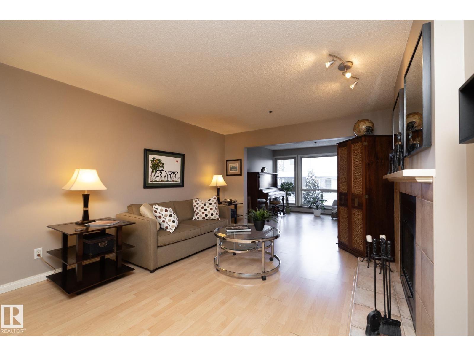 #203 10171 119 ST NW - 5