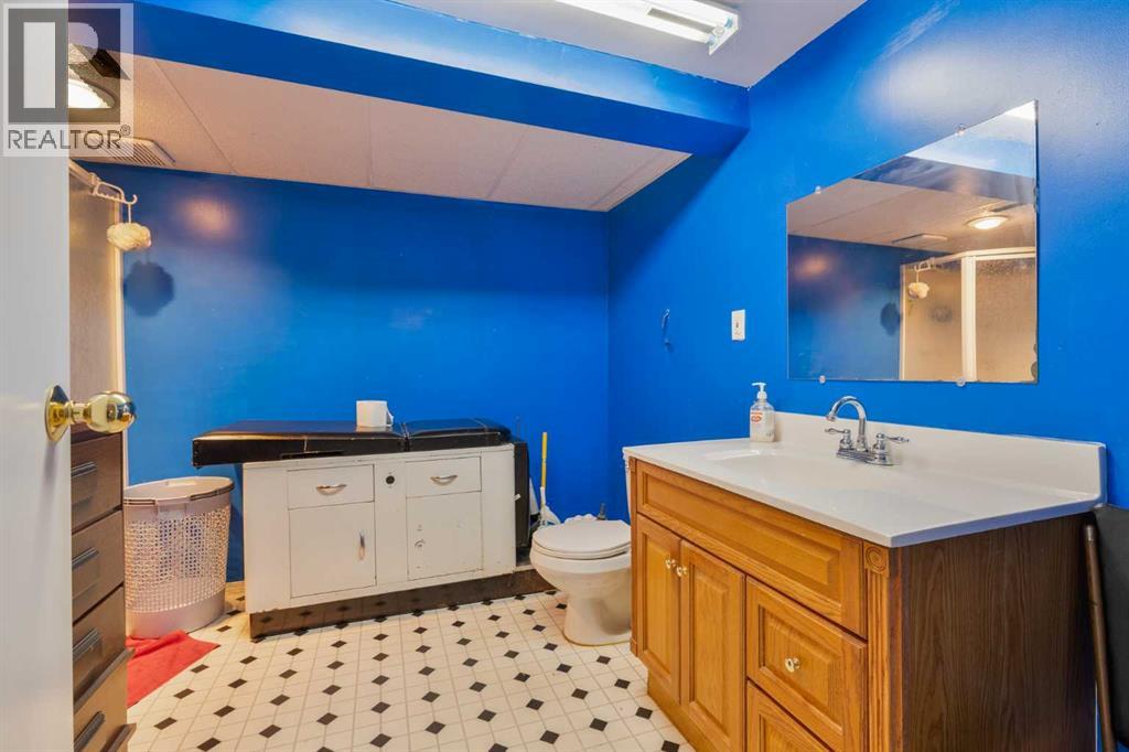 5123 56 Street - 23