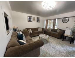 10307 146 Street, Surrey, BC V3R3T3 Photo 6