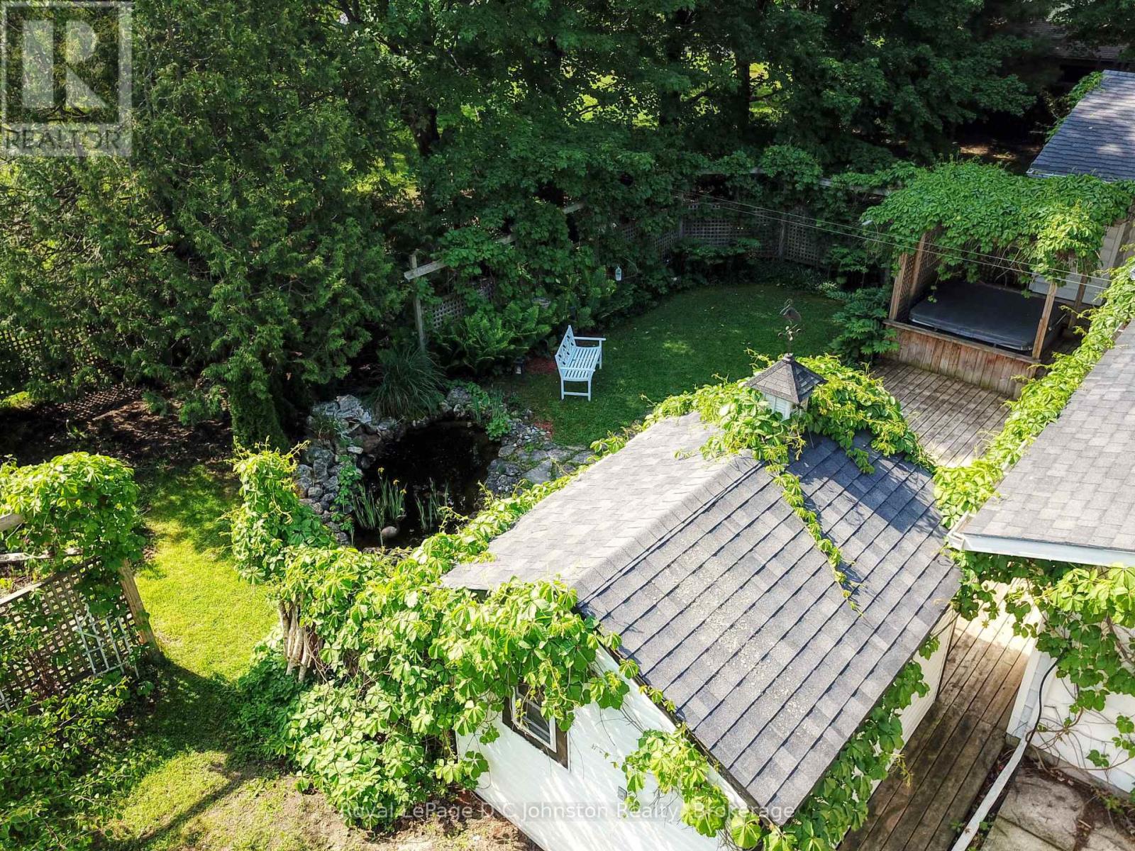 121 EDWARD STREET - 18