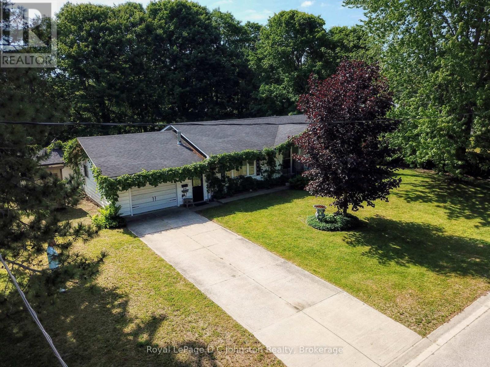 121 EDWARD STREET - 16