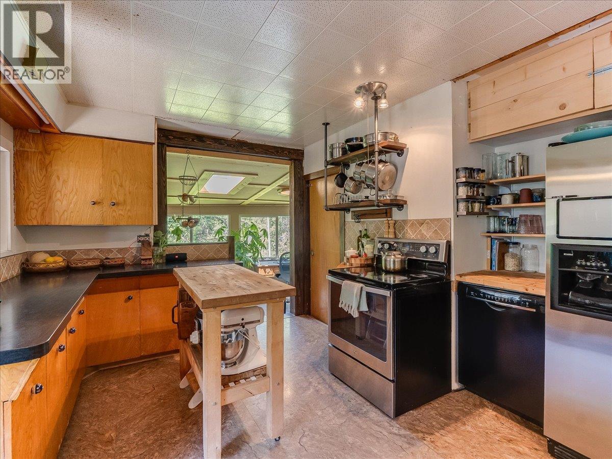 3088 Fofonow Road - 19