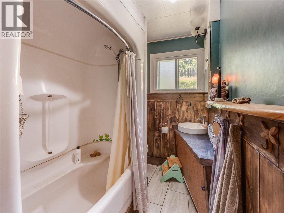 3088 Fofonow Road - 31