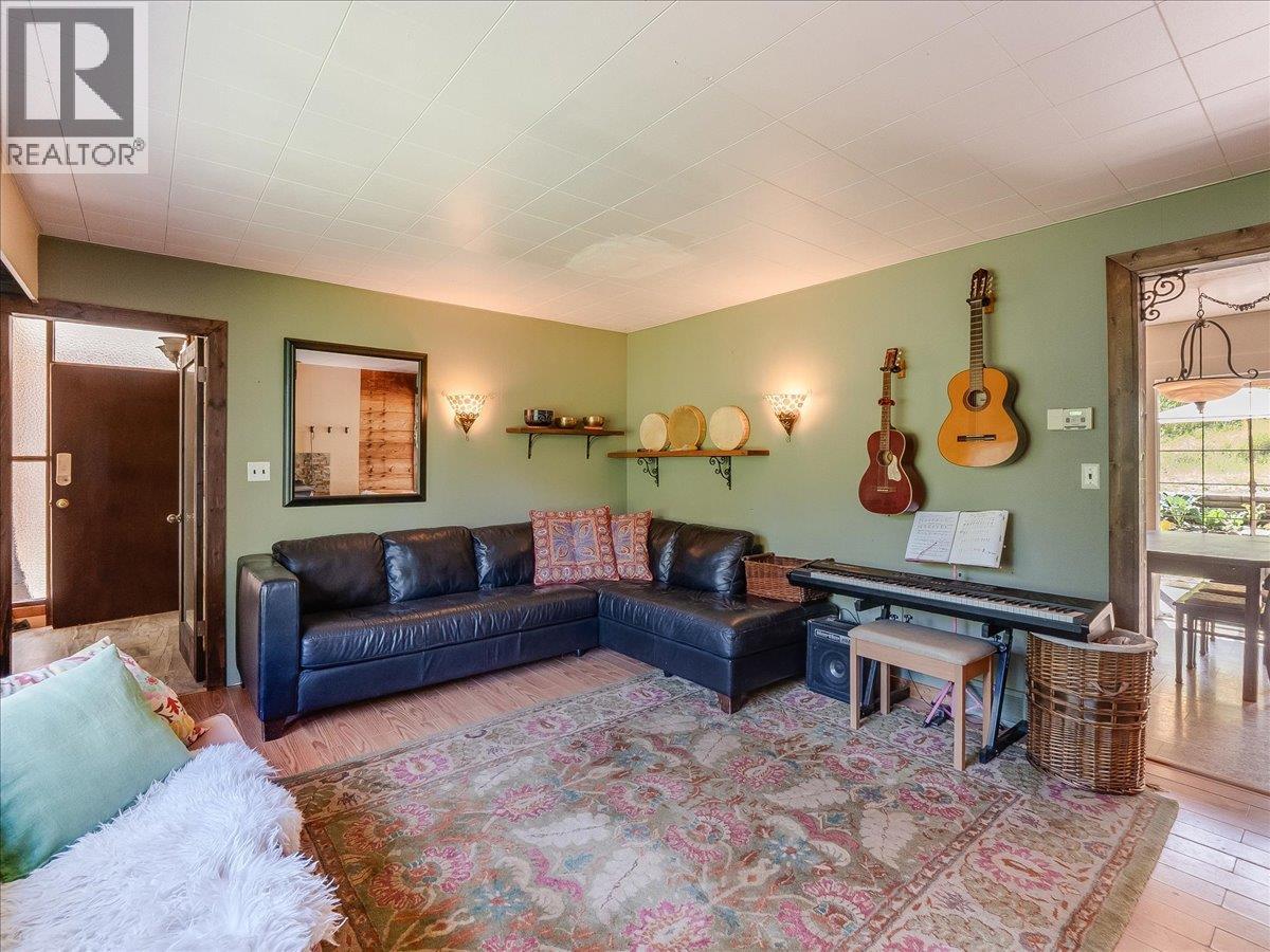 3088 Fofonow Road - 22