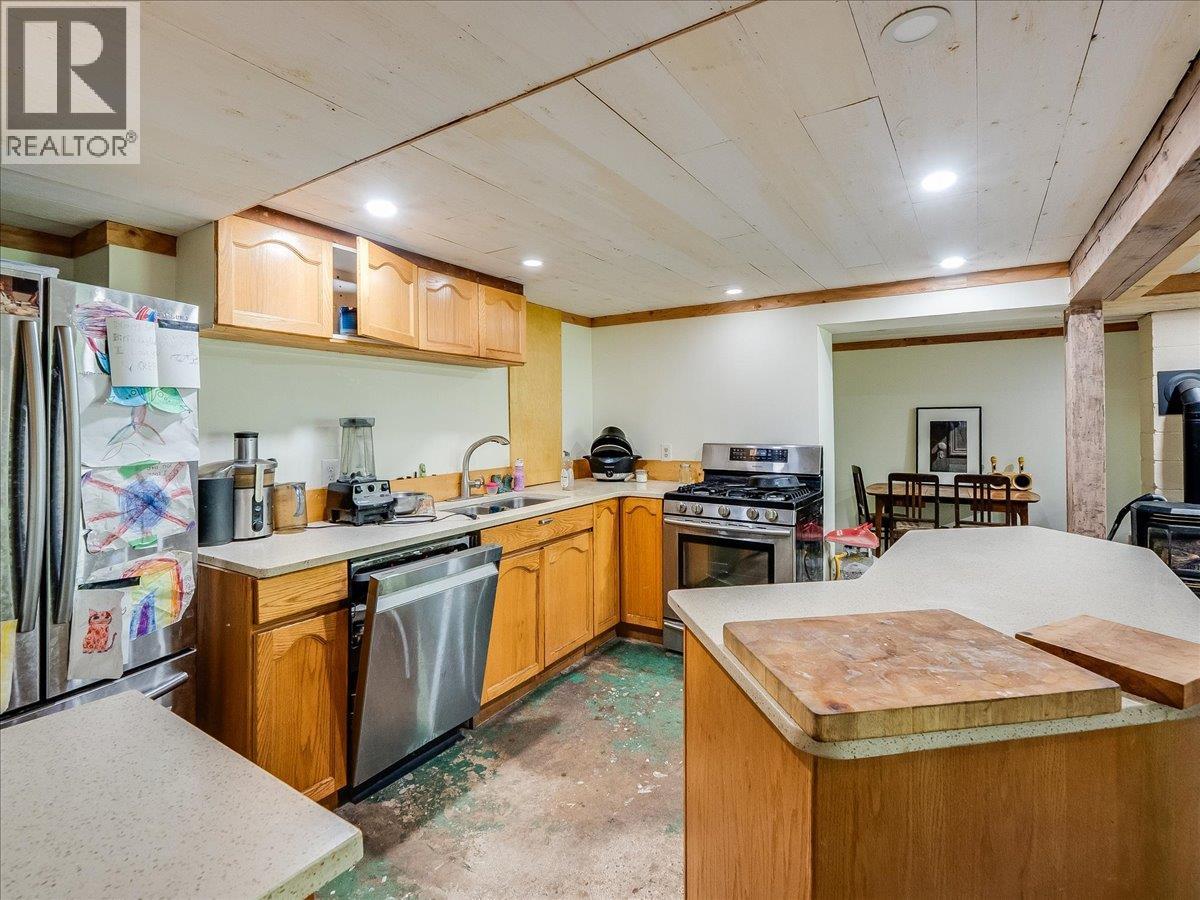 3088 Fofonow Road - 42