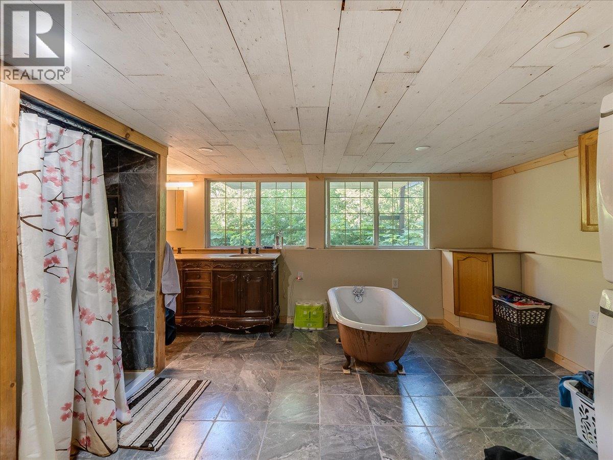 3088 Fofonow Road - 50