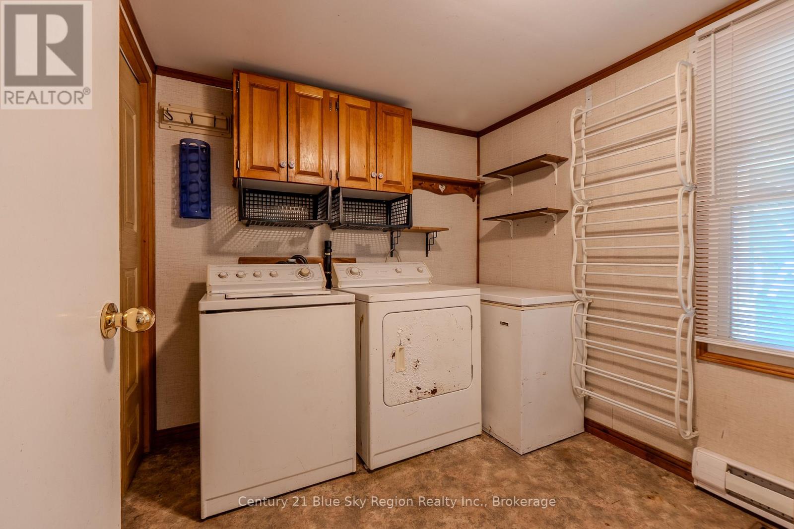 9790 HIGHWAY 63 - Image 23