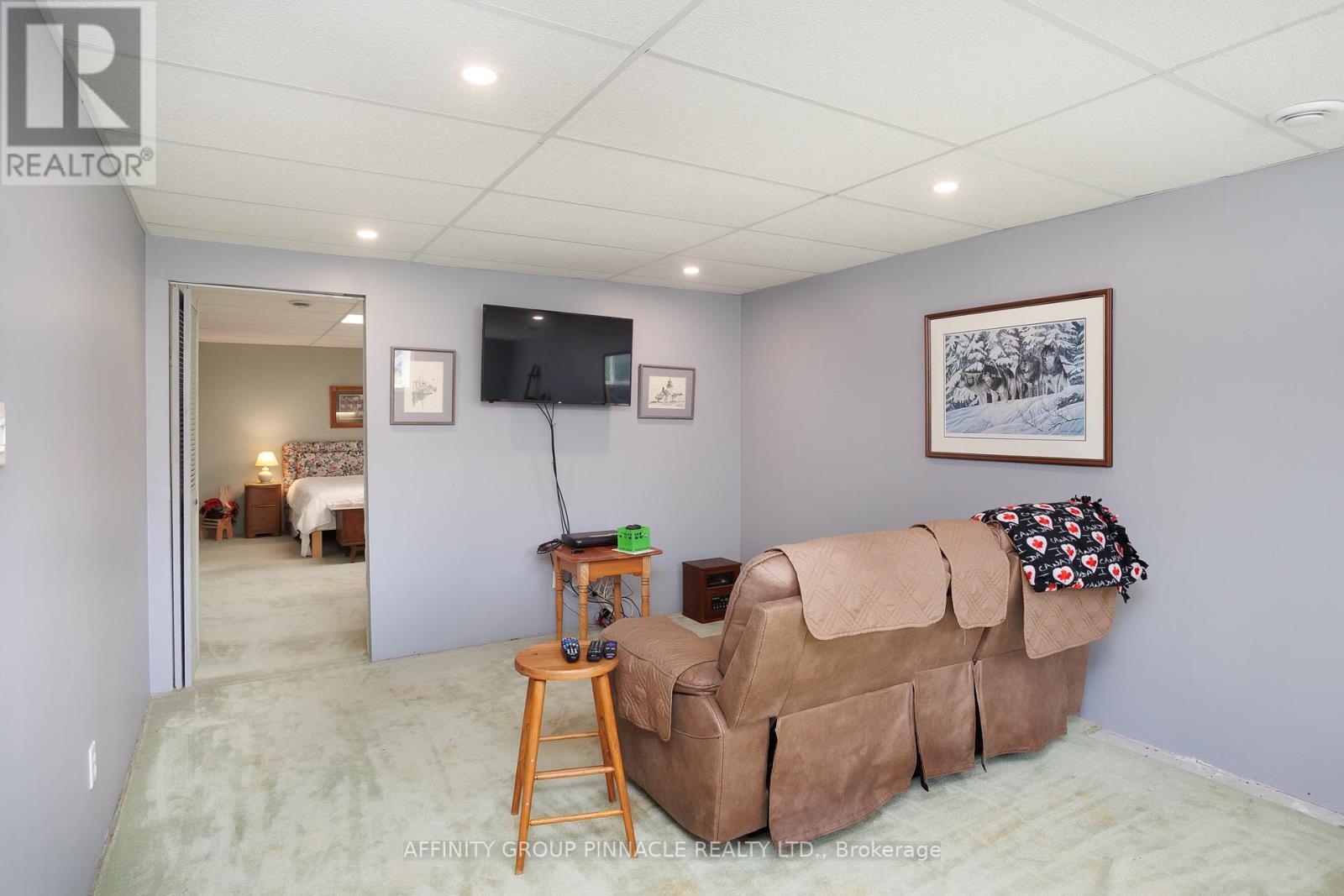 476 BAY STREET - 28