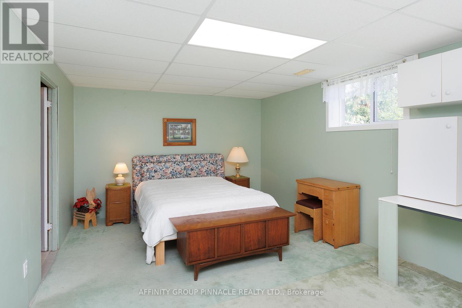476 BAY STREET - 29