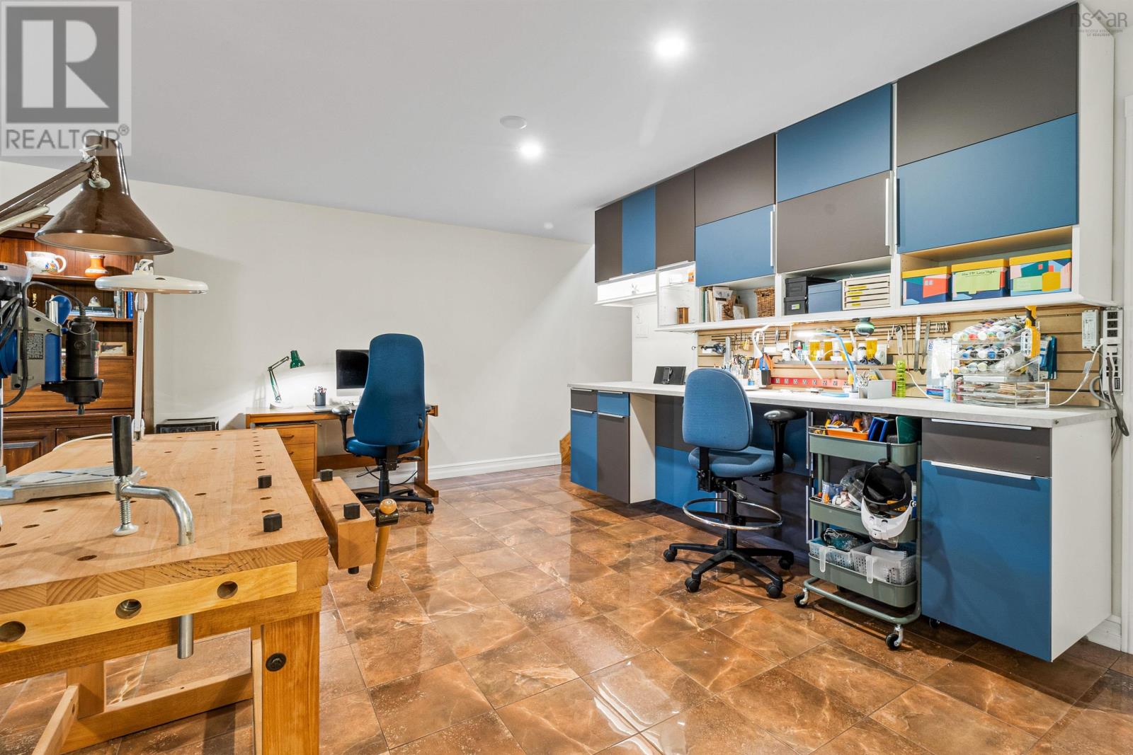 12895 Peggys Cove Road - 36
