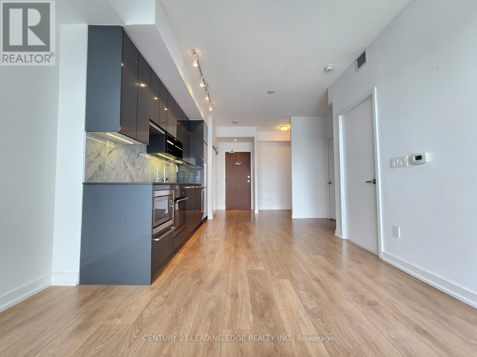 #709 115 MCMAHON DRIVE - 8