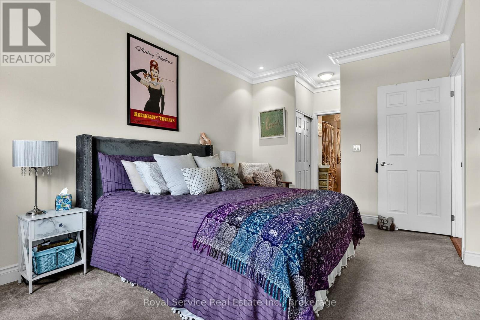 #206 148 THIRD STREET - 26