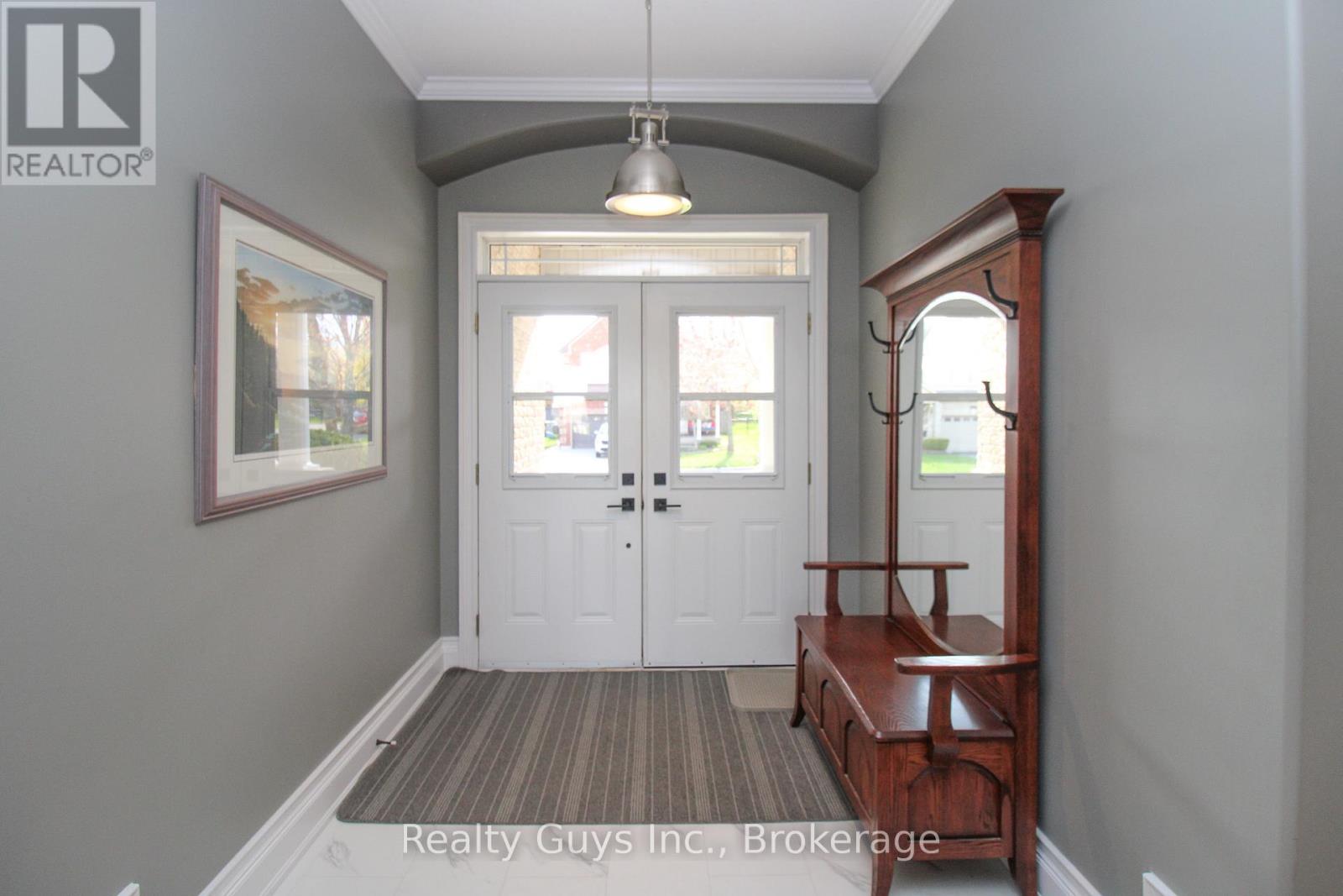 407 CARRIAGE LANE - 12