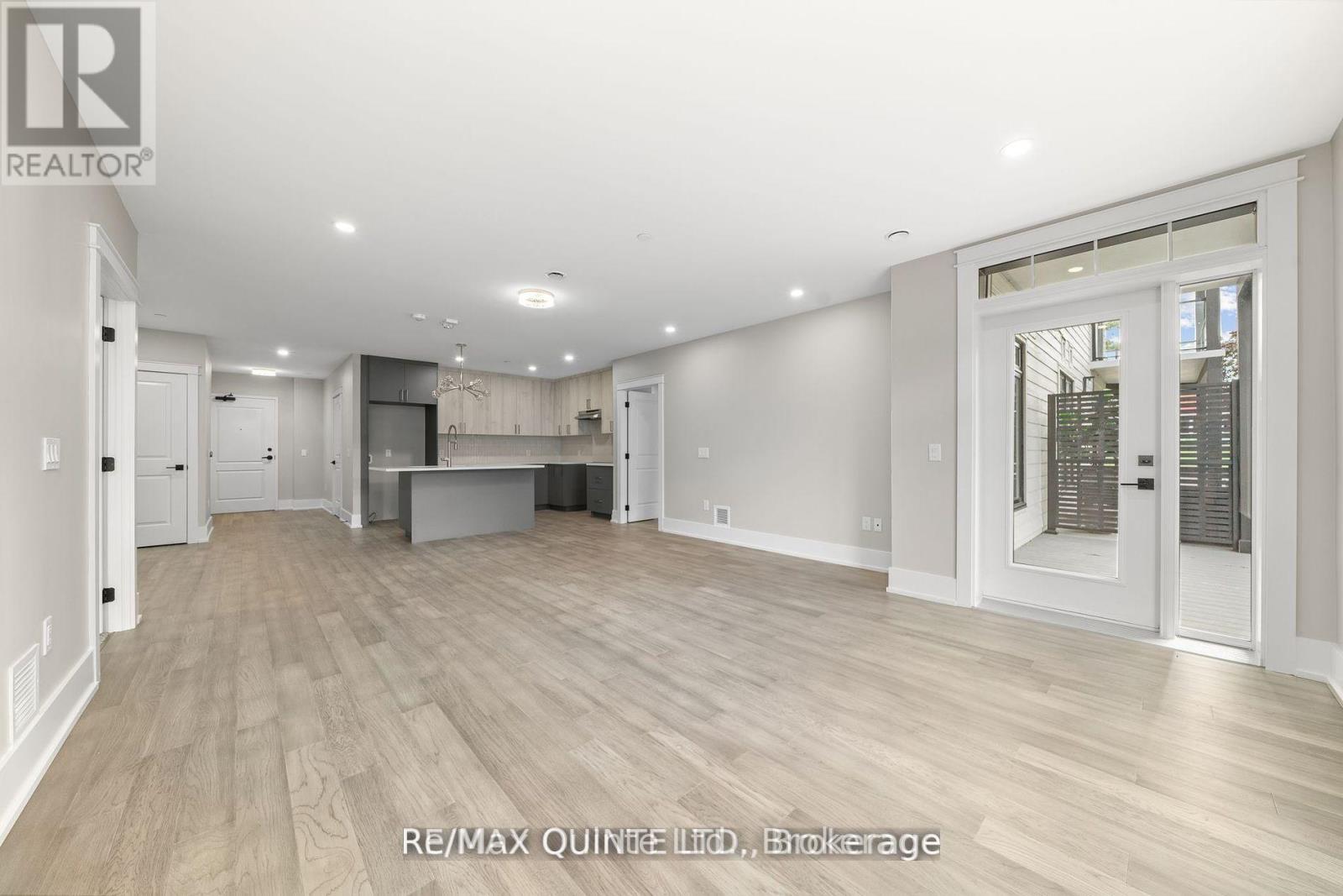 #305 17 CLEAVE AVENUE - 4