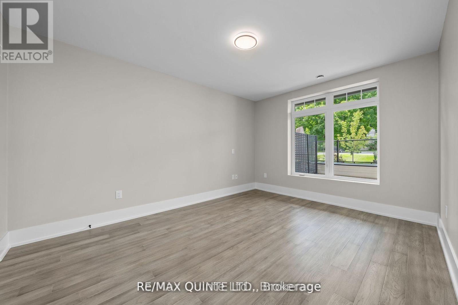 #305 17 CLEAVE AVENUE - 8