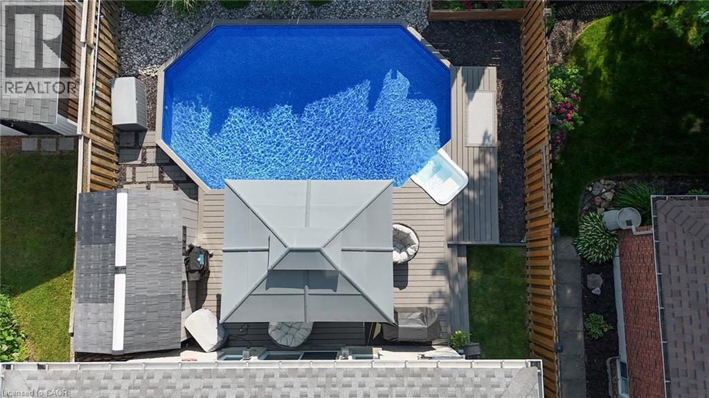507 HUMMINGBIRD Crescent - 2