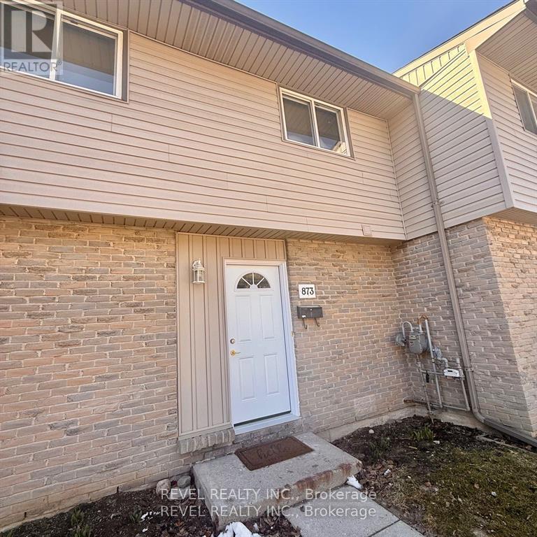 873 SOUTHDALE ROAD E - 1